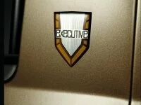 mahindra-verito-executive-edition-badge